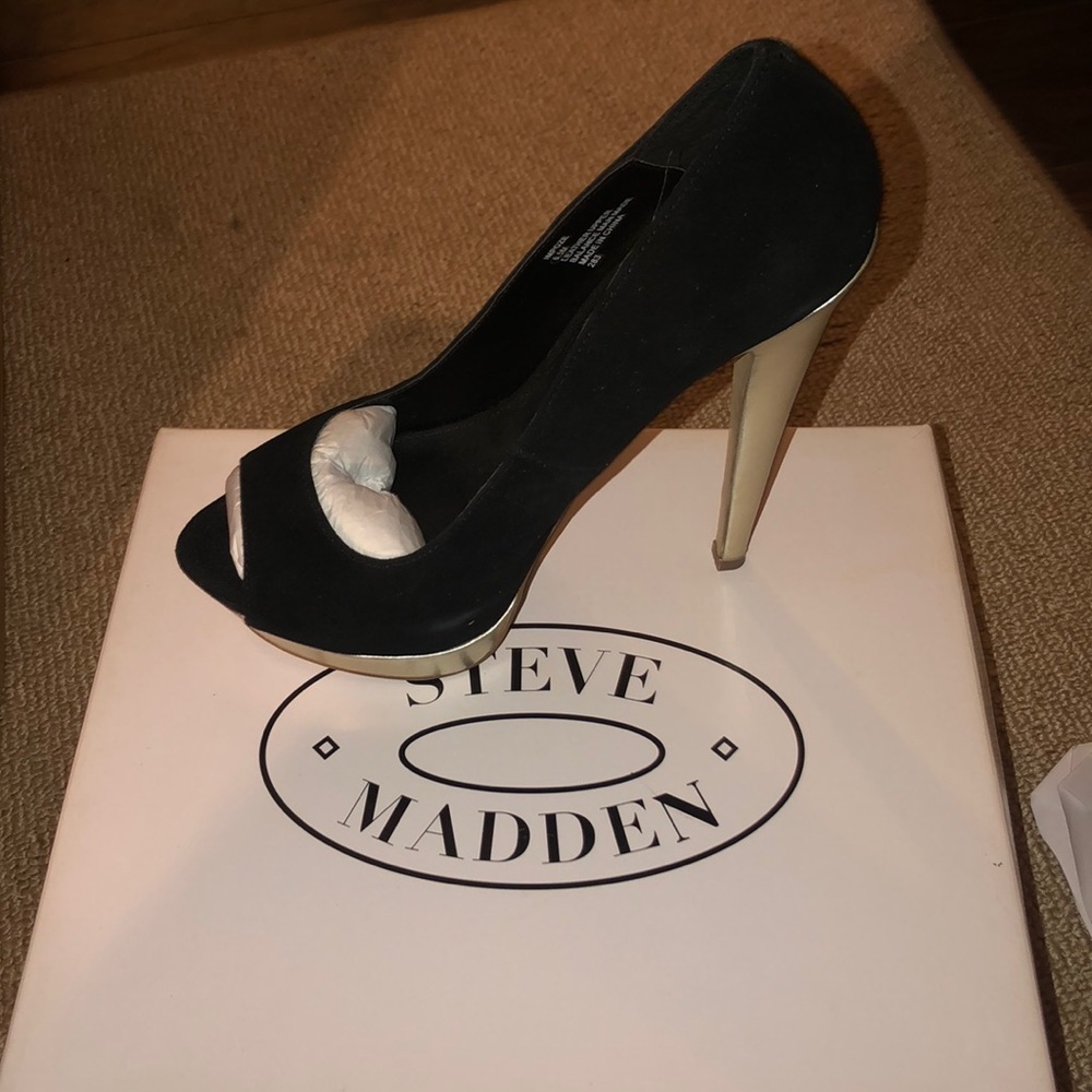 Black and gold Steve Madden platform stilettos